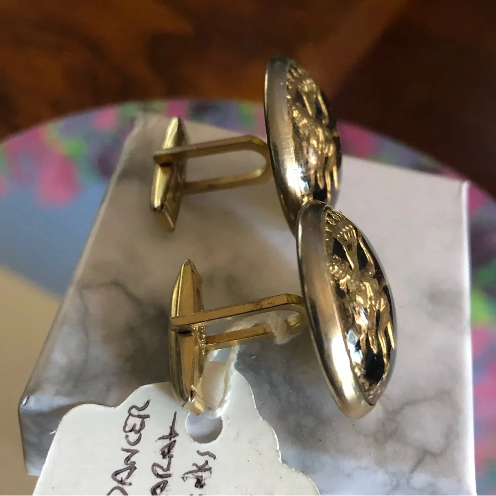 Vintage 60s Sarah Coventry Balinese dancers cuff links